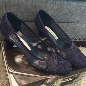 NINA Lotus Purple Baguet sparkling Heels 7